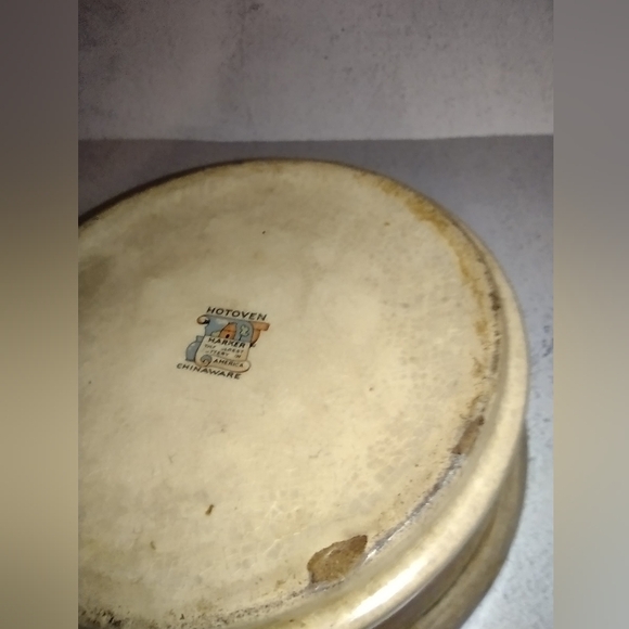 Harker, Oriental Poppy, Covered Oven Crock - Picture 3 of 5